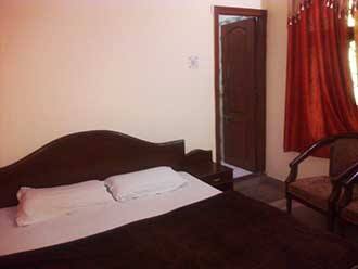 Hotel Baniyal, Bilaspur 2